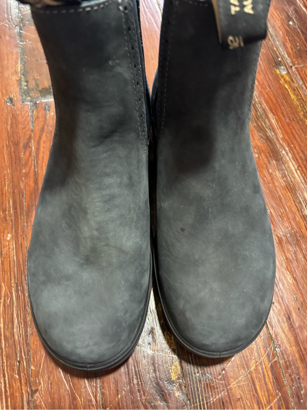 Like new - Blundstone 1630 Women's Originals, Rustic Black, US women’s 8 - Picture 5 of 8
